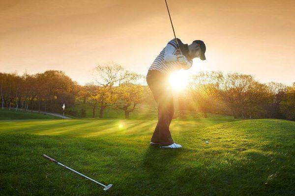 Solving Golf Chipping Problems